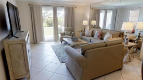Unit 103 - Recent Renovations - Easy Beach Access with FREE Beach Service